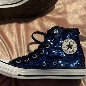 Converse. Girls shoes